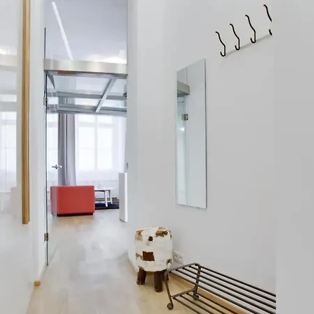 Modern Loft Studio At Center Prg *
